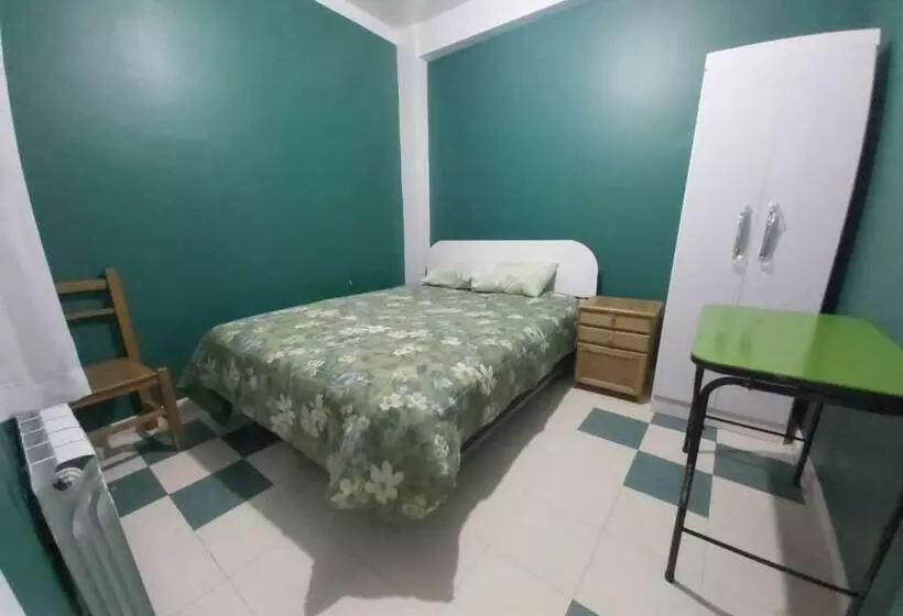 هتل Residencial Hinojosa