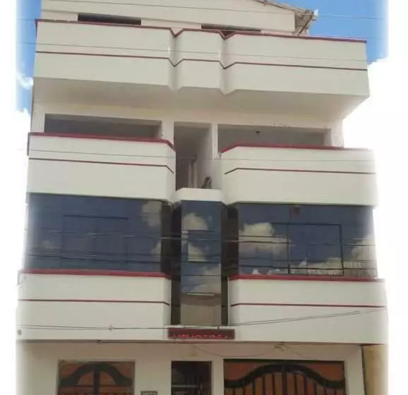 هتل Residencial Hinojosa