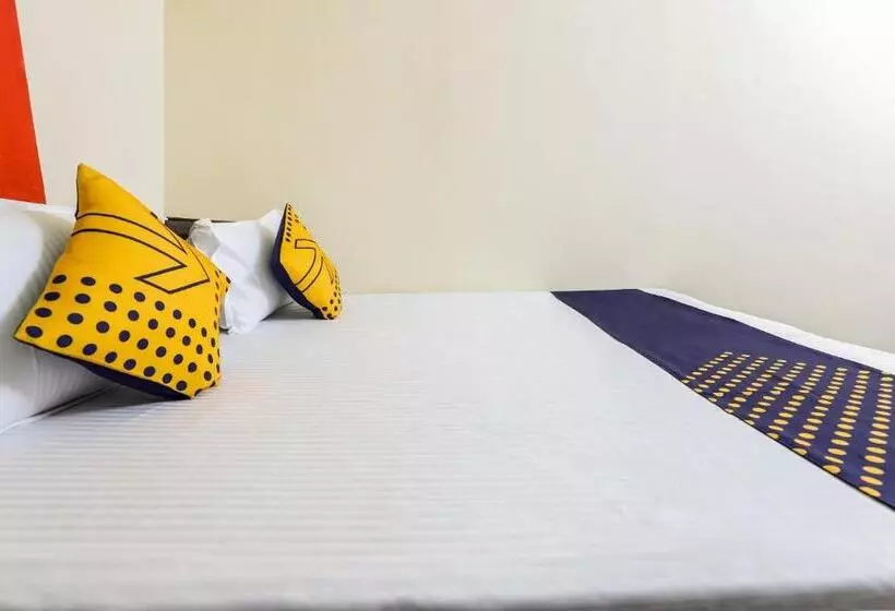 Hotelli Spot On 66976 Tirupati Guest House