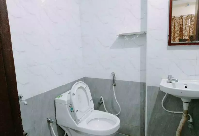 هتل Gemini Guest House