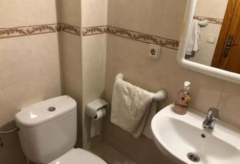 Majatalo Casa De Huespedes El Almendro