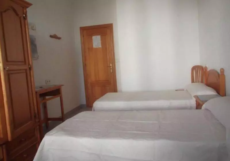 Majatalo Casa De Huespedes El Almendro