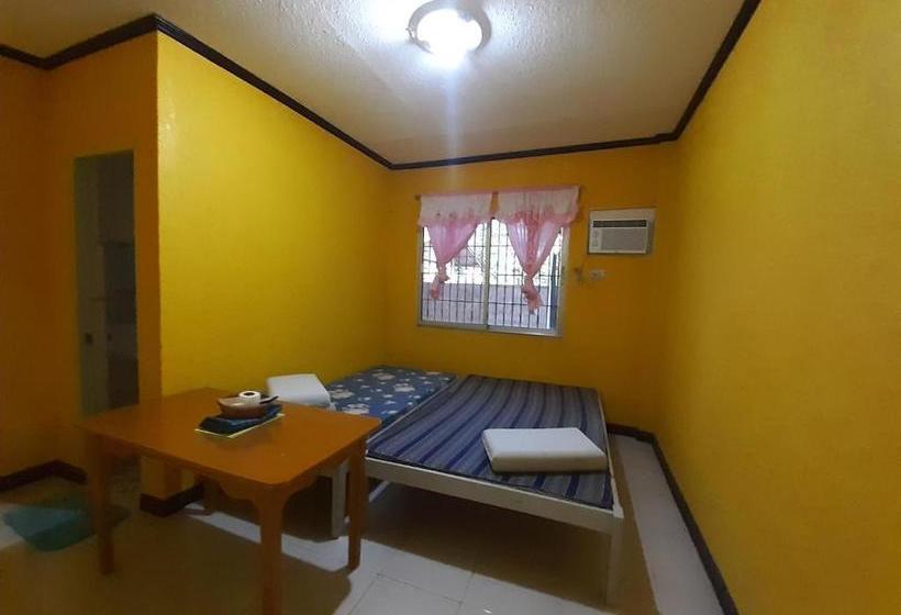 膳宿费 Oyo 644 Flower Garden