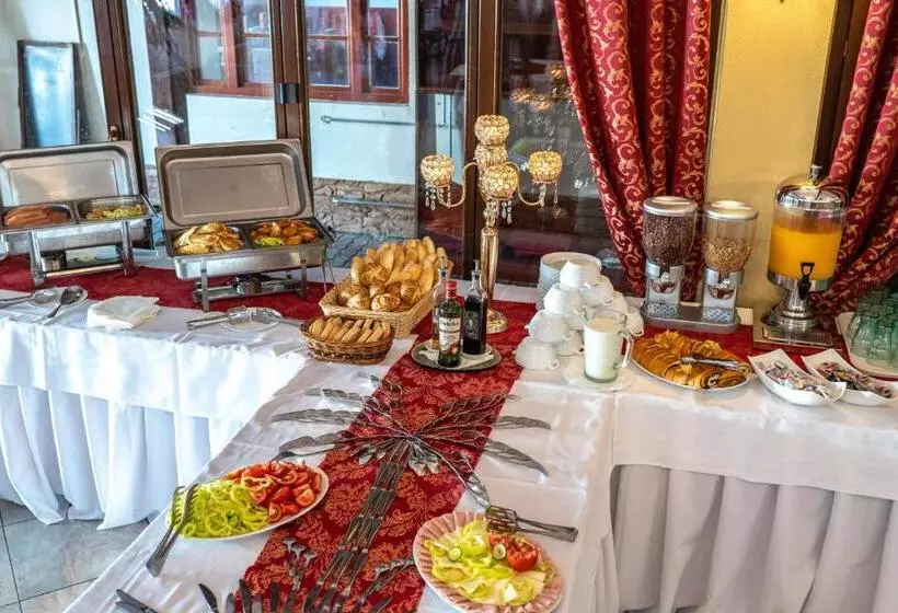 Majatalo Penzión Heléné