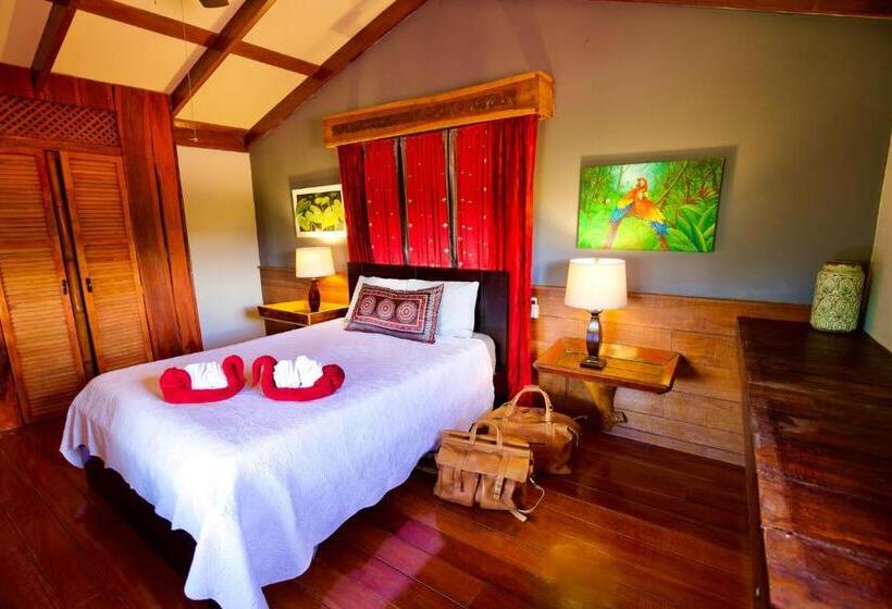 Toucan Lane Hotel And Restaurant