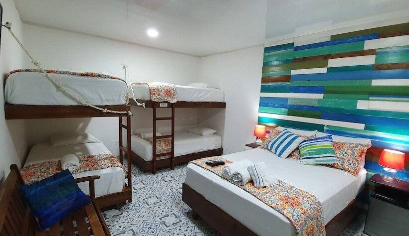 هاستل Olas Del Caribe