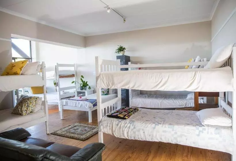هاستل Wilderness Beach House Backpackers Lodge