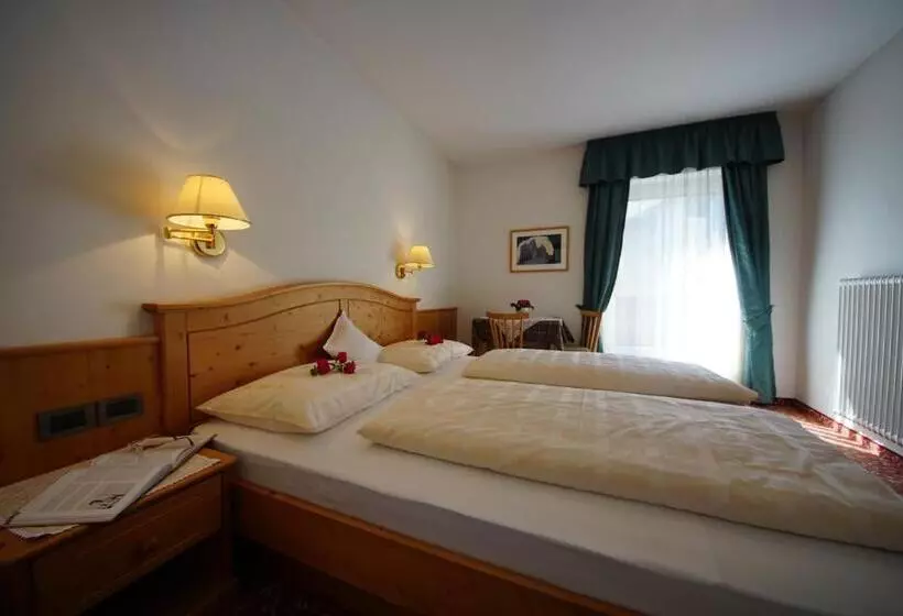 ベッドアンドブレックファースト Garni Flurida