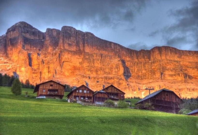 住宿加早餐  Garni Flurida