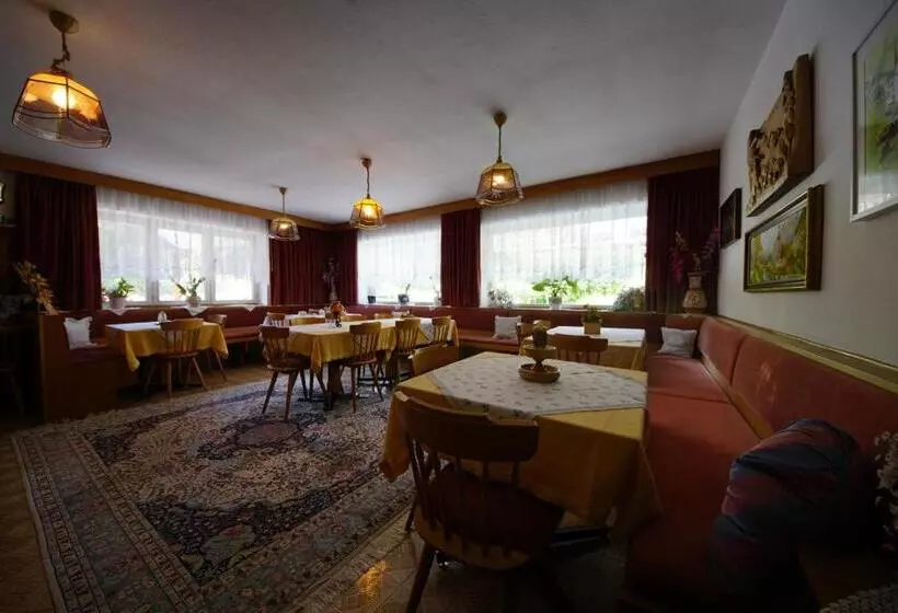 ベッドアンドブレックファースト Garni Flurida