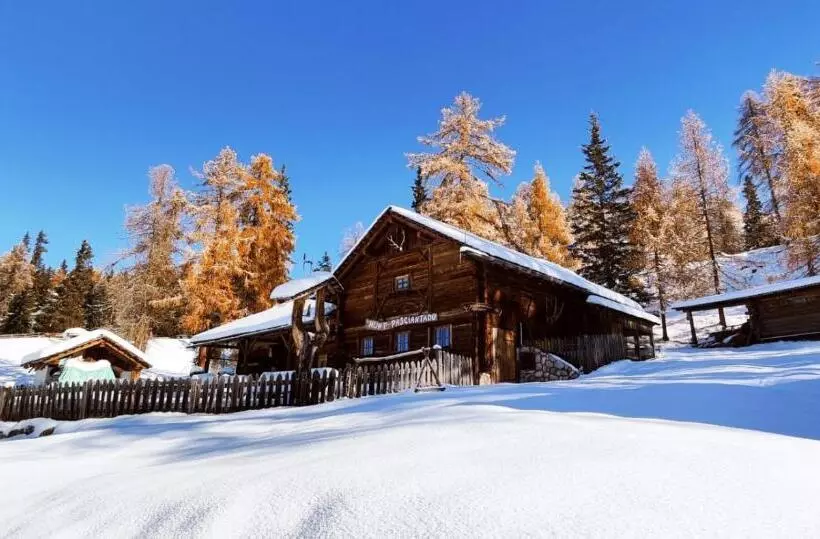 ベッドアンドブレックファースト Garni Flurida