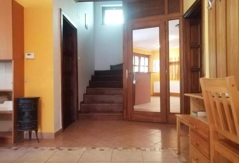 Cserke Apartmanház