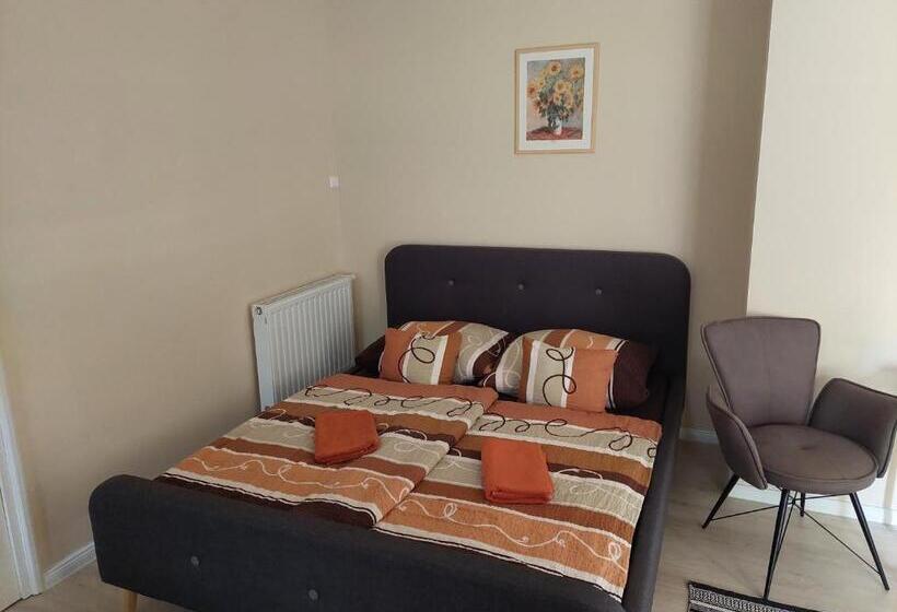 Cserke Apartmanház