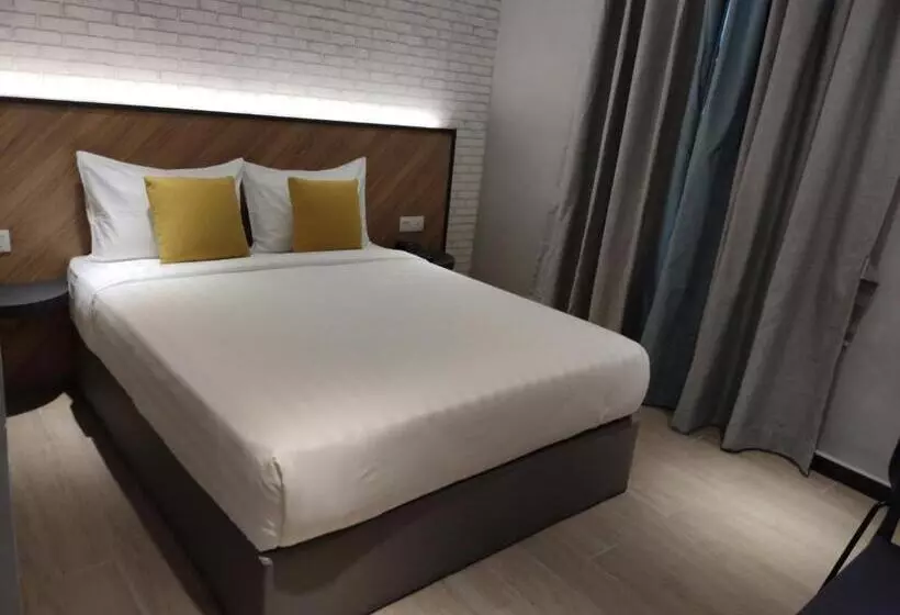 هتل 99 Seri Kembangan Serdang