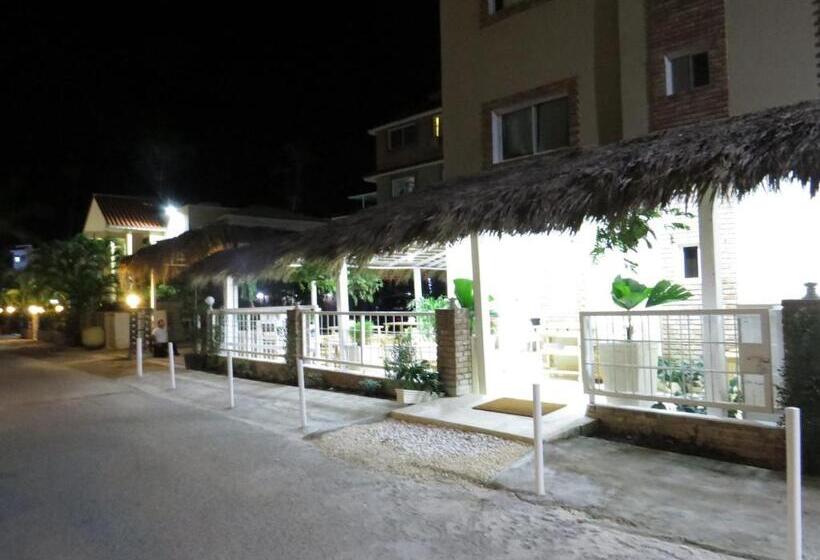 هتل Corales Punta Cana