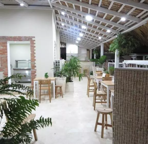 هتل Corales Punta Cana