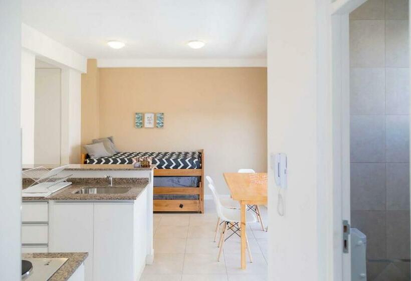 호텔 Del Sol Apartamentos Salta