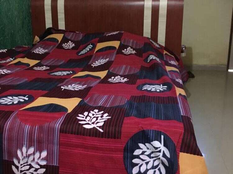 هتل Goroomgo Jagannath Lodge Puri