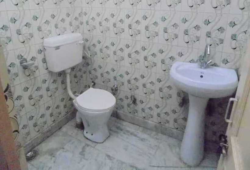 هتل Goroomgo Jagannath Lodge Puri