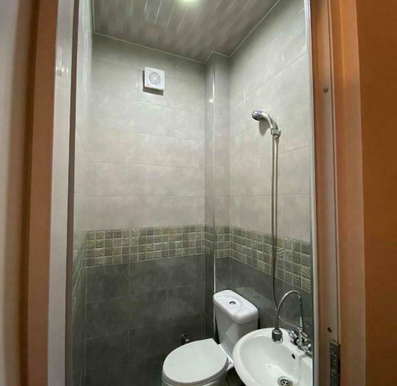 پانسیون Anna Hostel