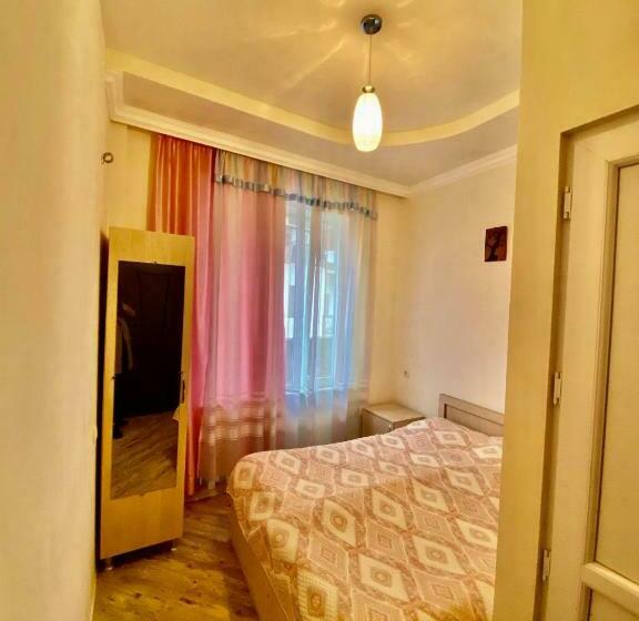 پانسیون Anna Hostel