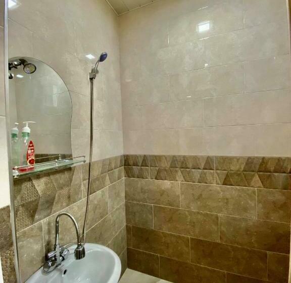 پانسیون Anna Hostel