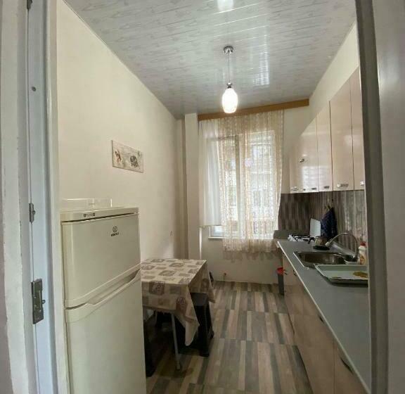 پانسیون Anna Hostel