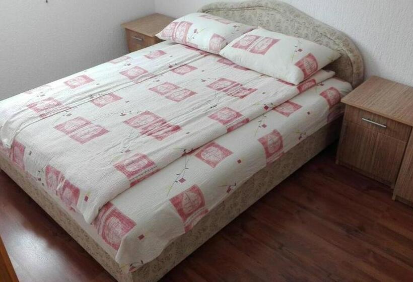 پانسیون Apartment And Rooms D&j