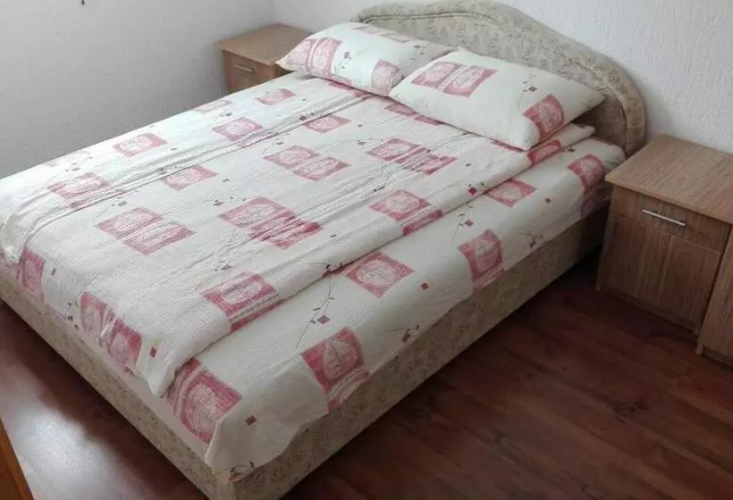 پانسیون Apartment And Rooms D&j