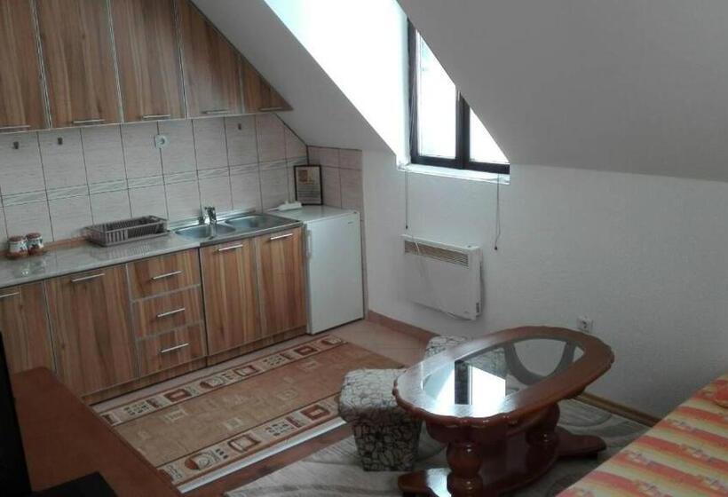 پانسیون Apartment And Rooms D&j