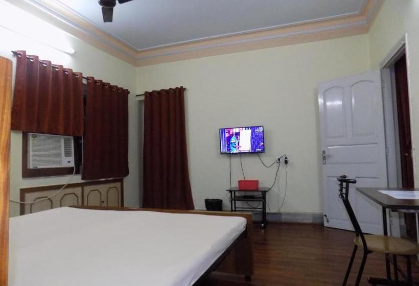 Pensió Nest Solution