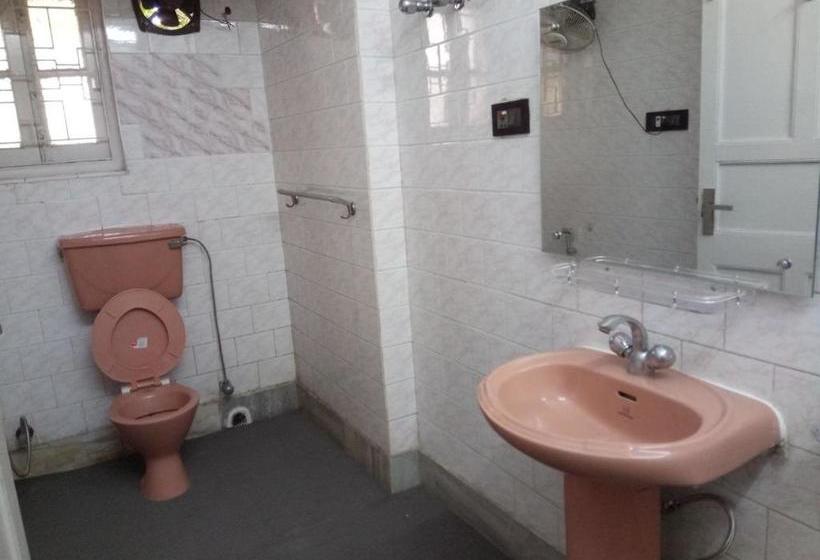 Pensió Nest Solution