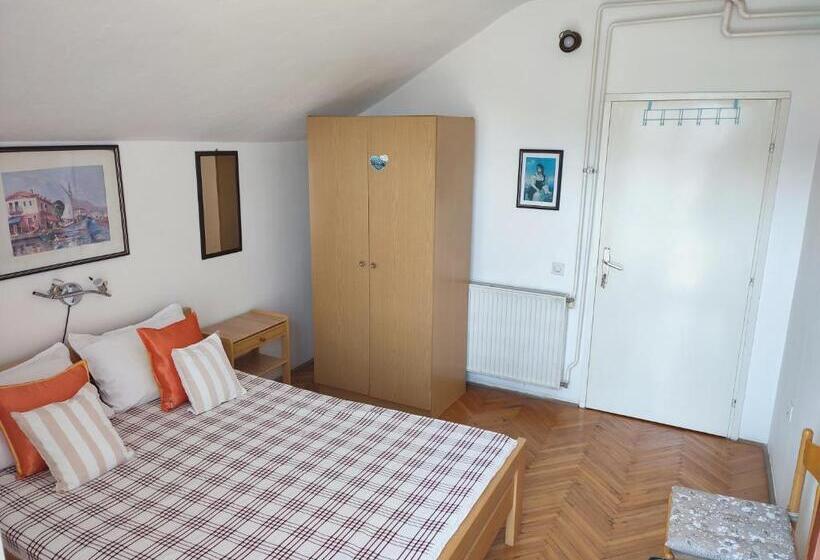 پانسیون Smestaj Vella