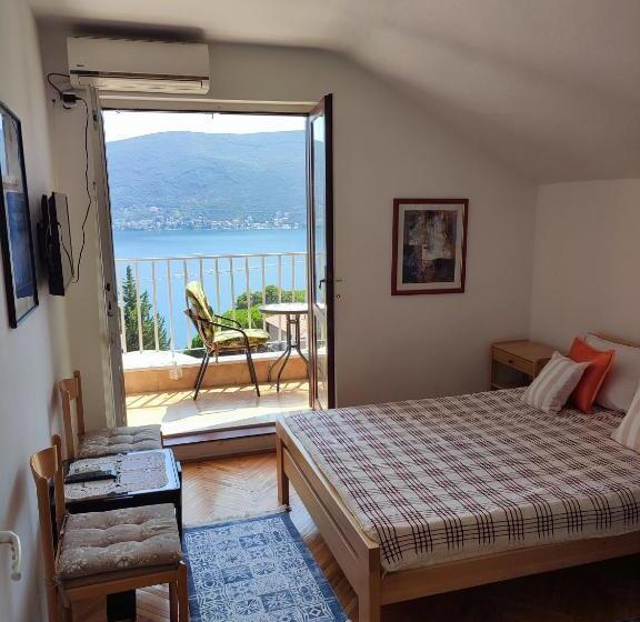 پانسیون Smestaj Vella