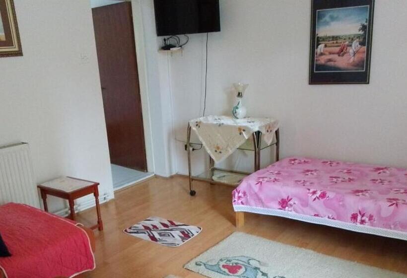 پانسیون Smestaj Vella