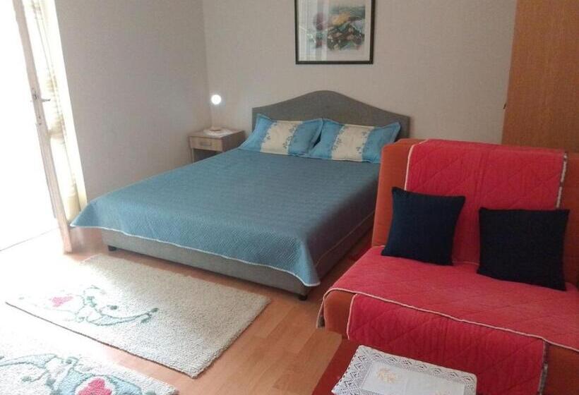 پانسیون Smestaj Vella