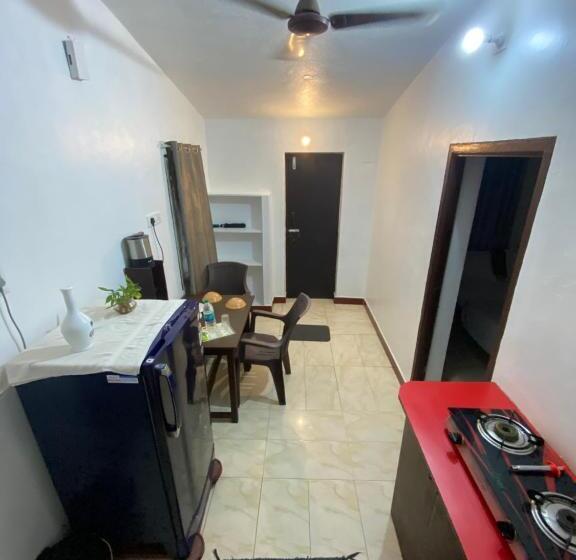 بنسيون The Sea Shelter Home Stay