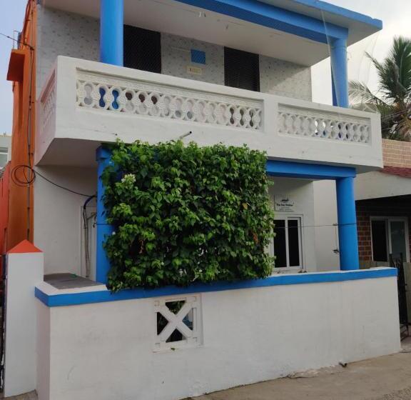 بنسيون The Sea Shelter Home Stay