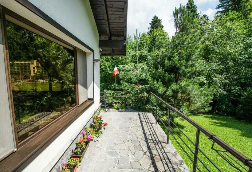 پانسیون Vila Hera Luxury