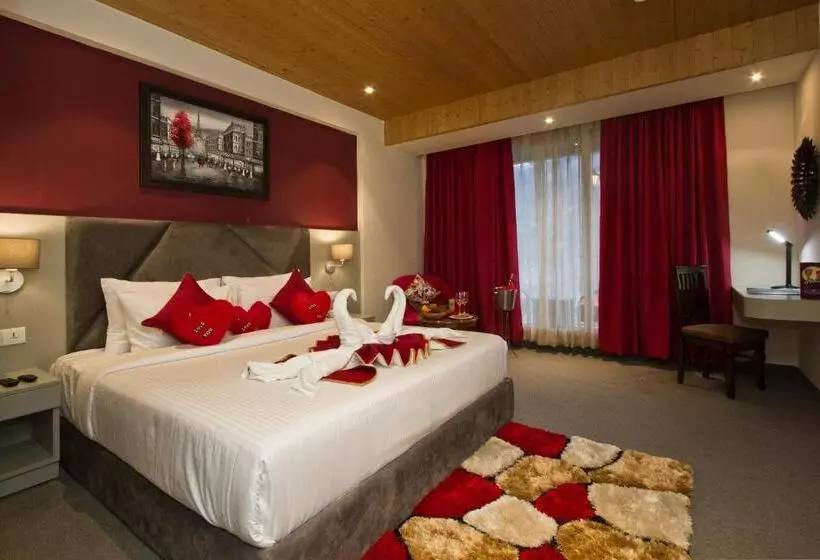The Whitestone Resorts