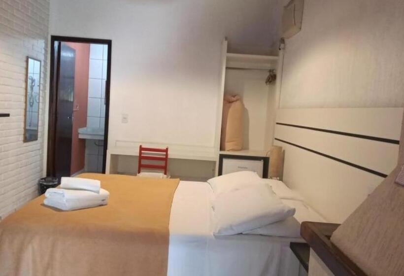 Общежитие Pousada Valle Dos Pássaros