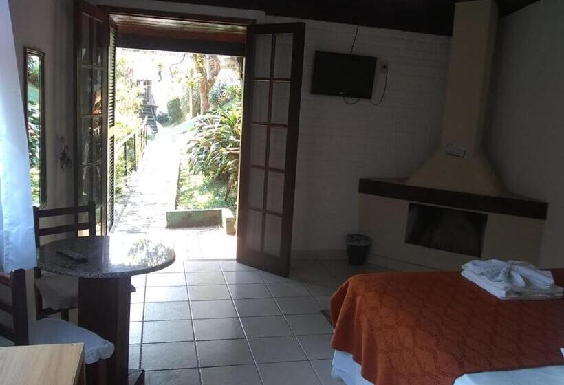 Общежитие Pousada Valle Dos Pássaros