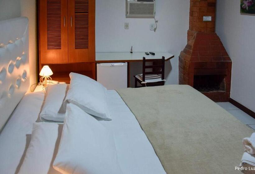 Общежитие Pousada Valle Dos Pássaros