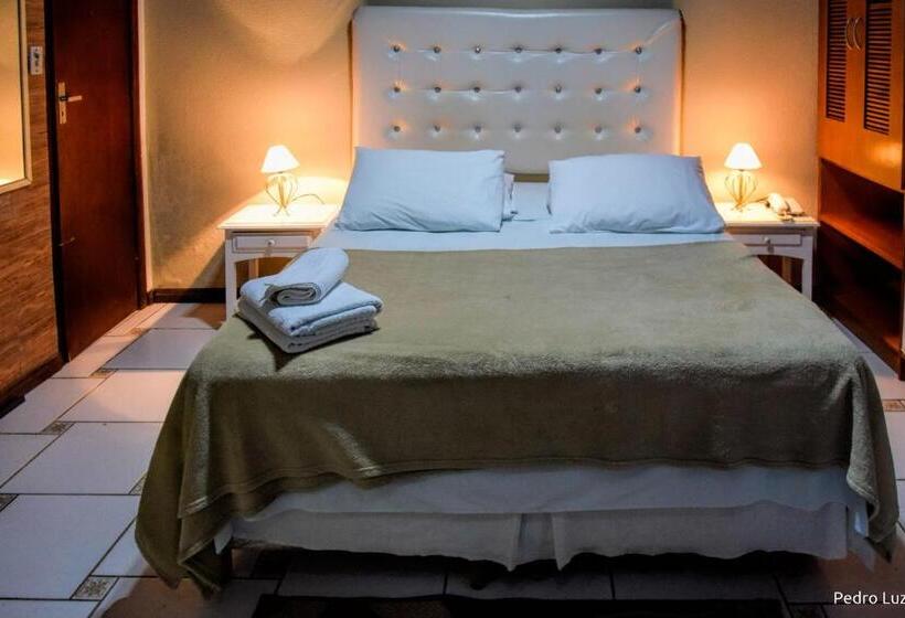 Общежитие Pousada Valle Dos Pássaros