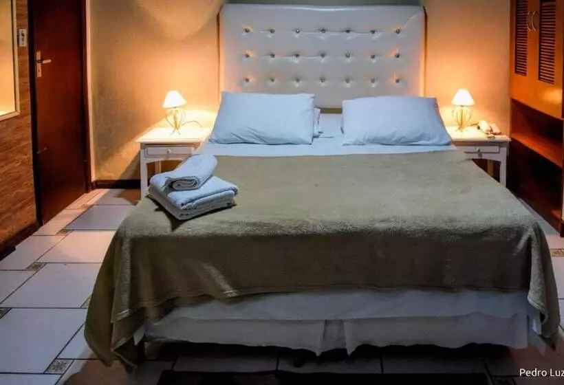 Retkeilymaja Pousada Valle Dos Pássaros