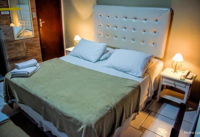 Общежитие Pousada Valle Dos Pássaros