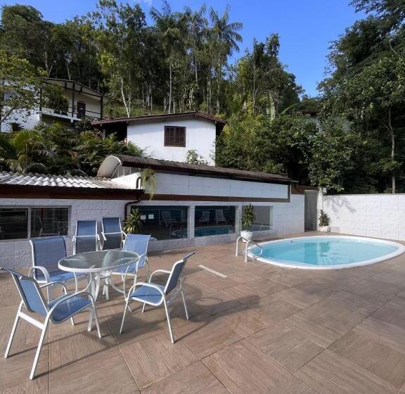 Общежитие Pousada Valle Dos Pássaros