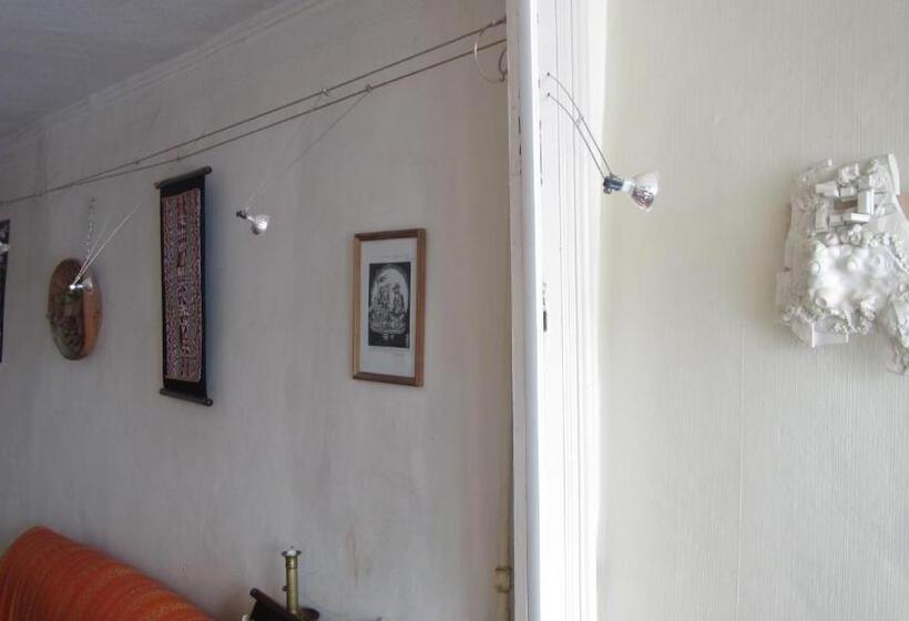 مبيت وإفطار Chambres D'hôtes Laurent Besset