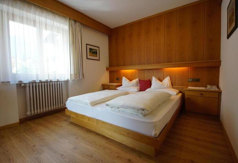 هتل Garnì Tofana