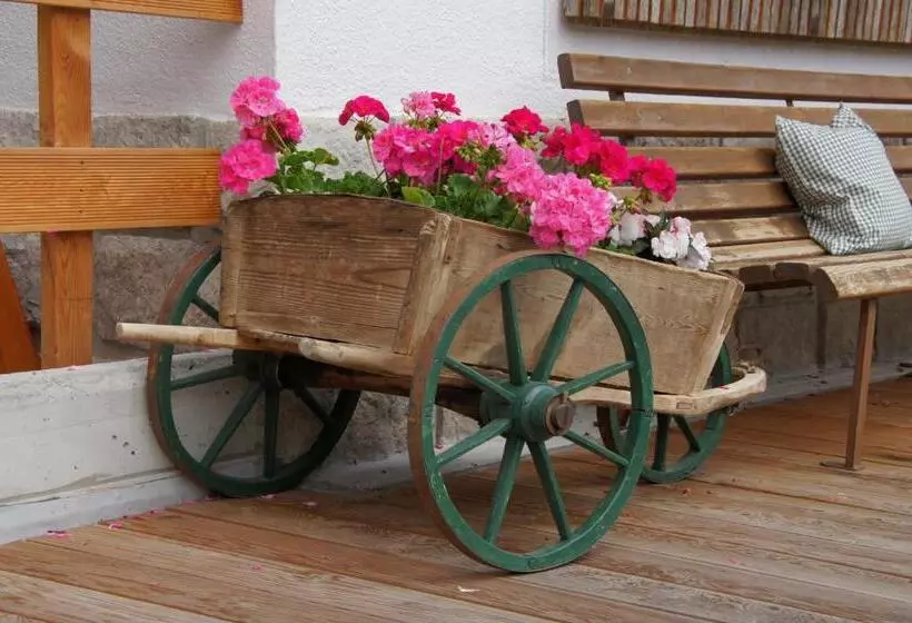 هتل Garnì Tofana
